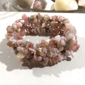 Beach stretchy pink quartz bracelet Australia